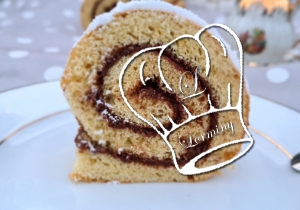 Gâteau roulé garni de chocolat