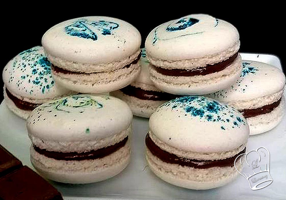 Macarons à la ganache praliné au chocolat maison