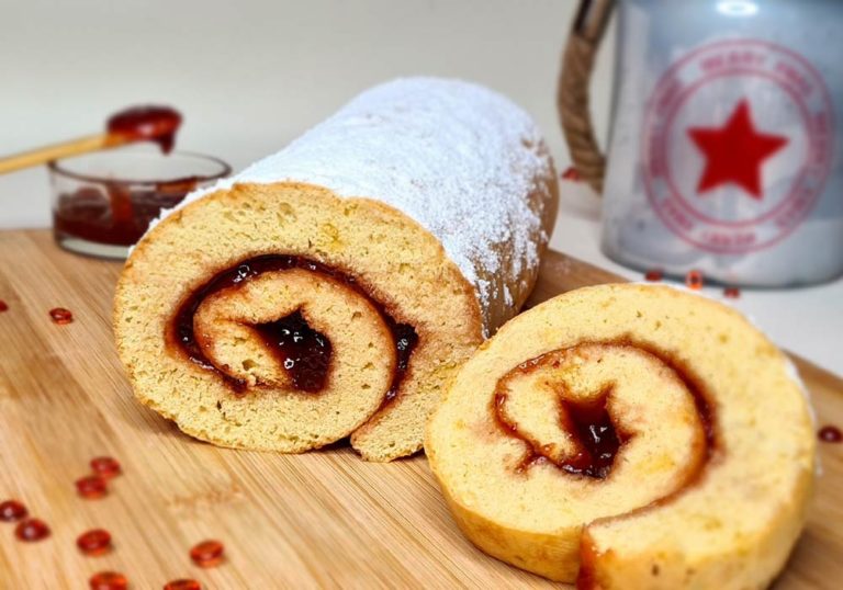 Gateau Roulé à La Confiture