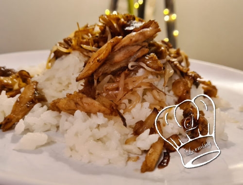 Riz au poulet et aux haricots mungo