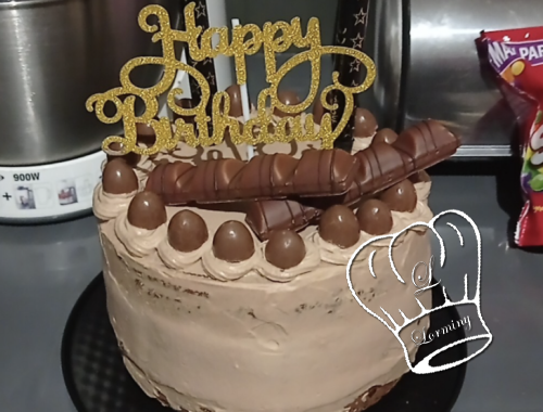 Layer cake kinder bueno