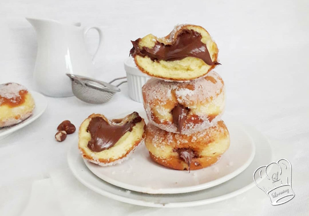 Beignets fourres a la pate a tartiner