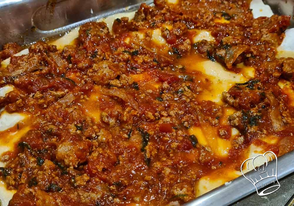 Lasagne a la sauce bolognaise sauce