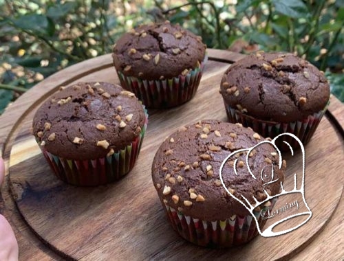 Muffins chocolat fourres au beurre de cacahuete