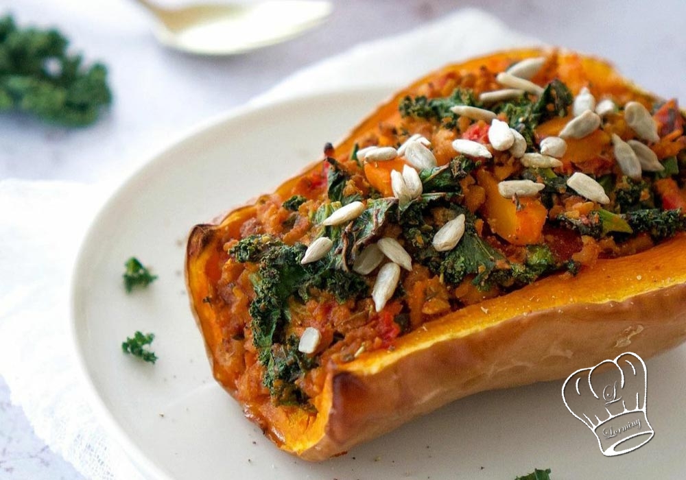 Butternut farcie au hache vegetal et chou kale