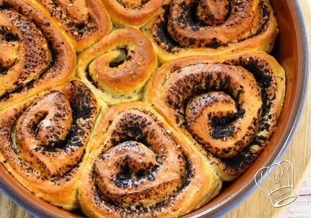 Brioche roulee salee a la tapenade