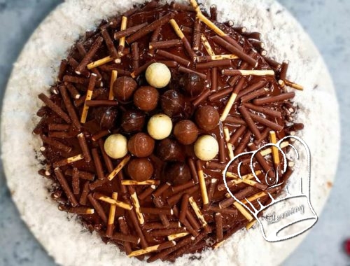 Gateau nid de paques au chocolat