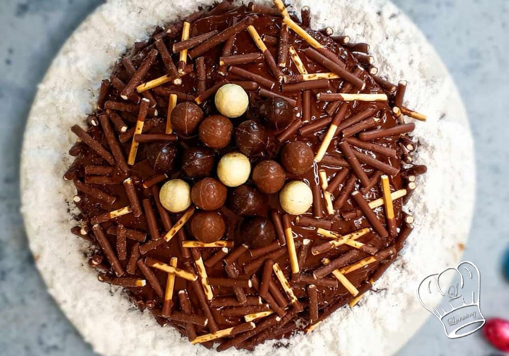 Gateau nid de paques au chocolat