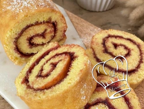 Gateau roule a la confiture de framboises