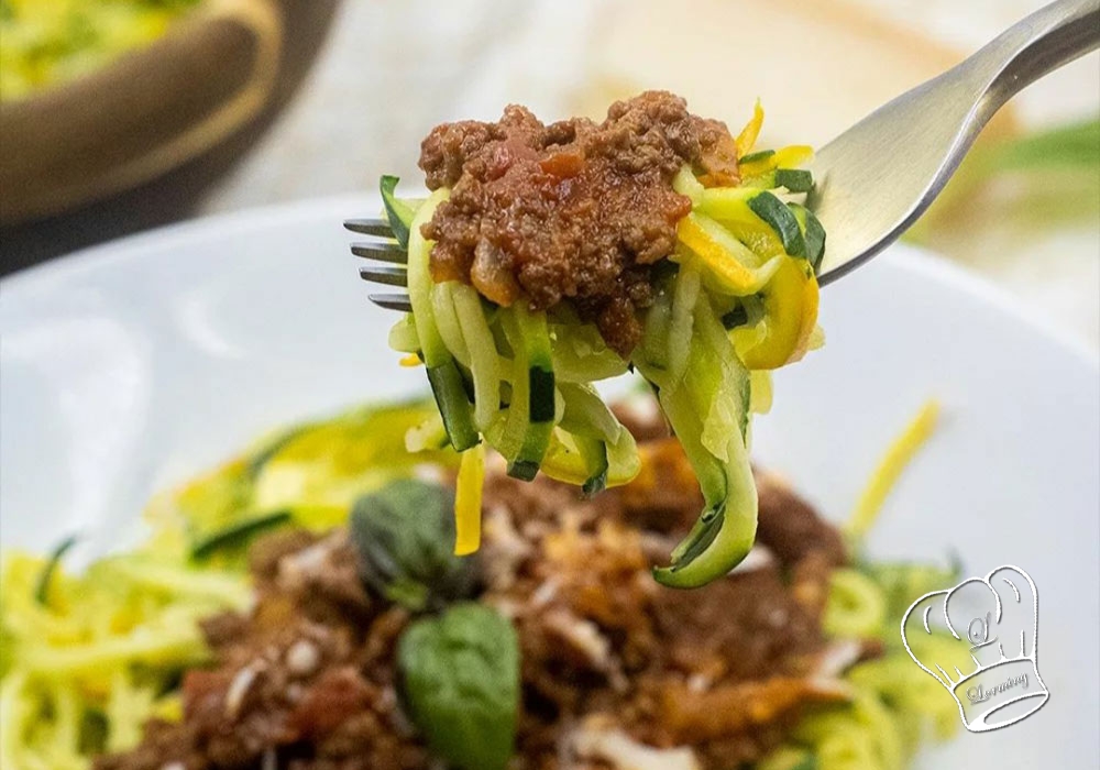 Spaghettis de courgettes a la sauce bolognaise