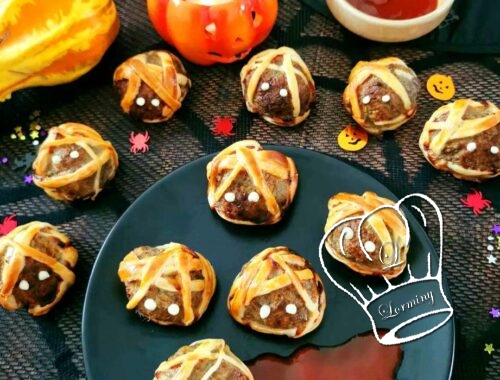 Momies de boulettes de viande pour halloween