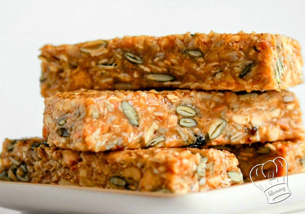 Barres de cereales aux fruits secs et beurre de cacahuete