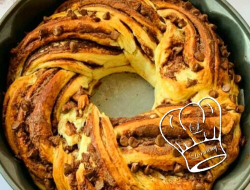 Couronne briochee aux pepites de chocolat