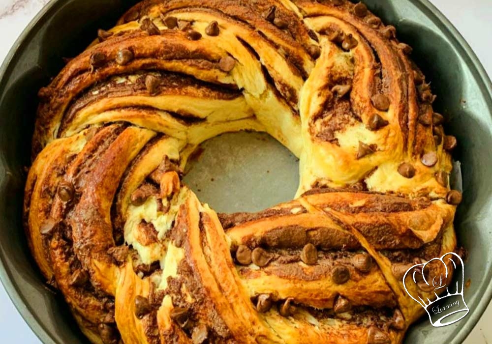 Couronne briochee aux pepites de chocolat